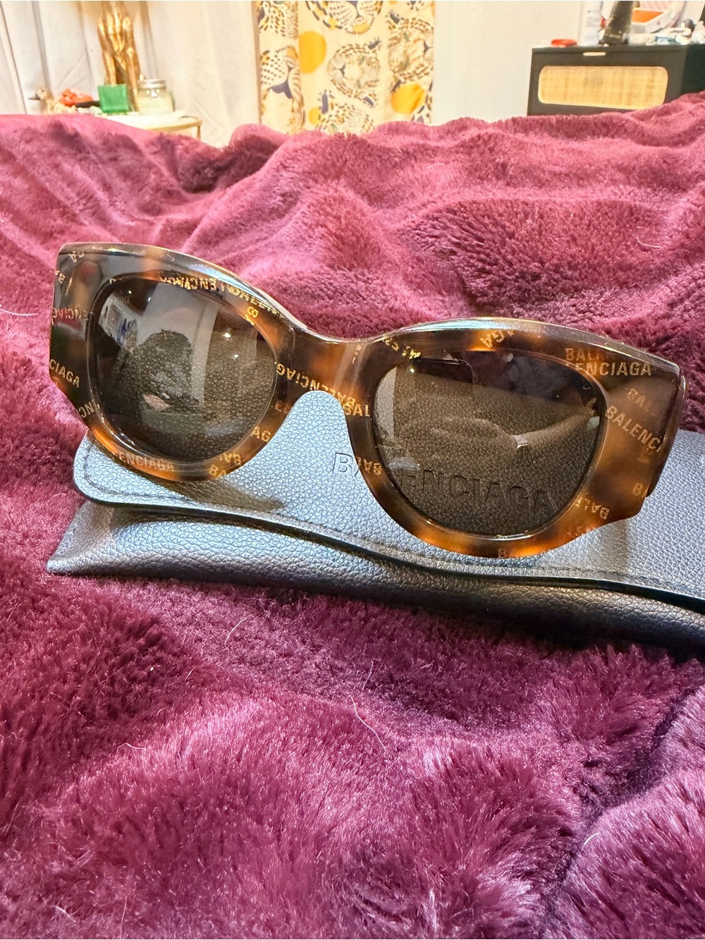 Balenciaga Tortoiseshell Logo Oversized Women's Sunglasses - Brown